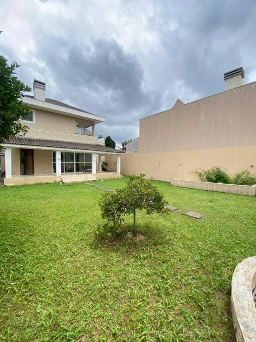 Sobrado Espacoso Em Santa Felicidade Куритиба Экстерьер фото