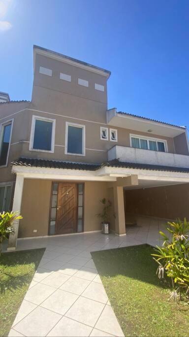 Sobrado Espacoso Em Santa Felicidade Куритиба Экстерьер фото